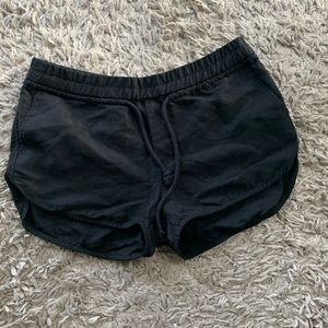 Linen Aritzia shorts